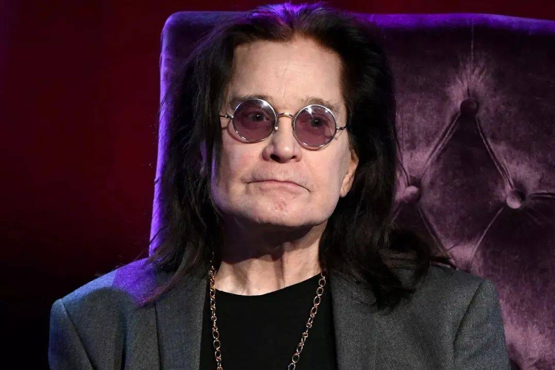 皇冠信用网登1代理 _“活传奇”去世皇冠信用网登1代理 ！17天前还在开演唱会……