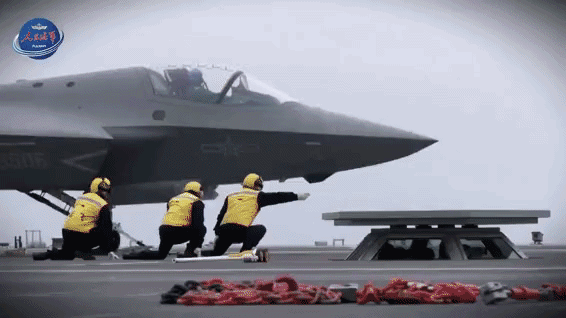 皇冠信用網哪里申请_连夜研究福建舰弹射歼35后皇冠信用網哪里申请，美国认清现实：军事胁迫中国绝无可能